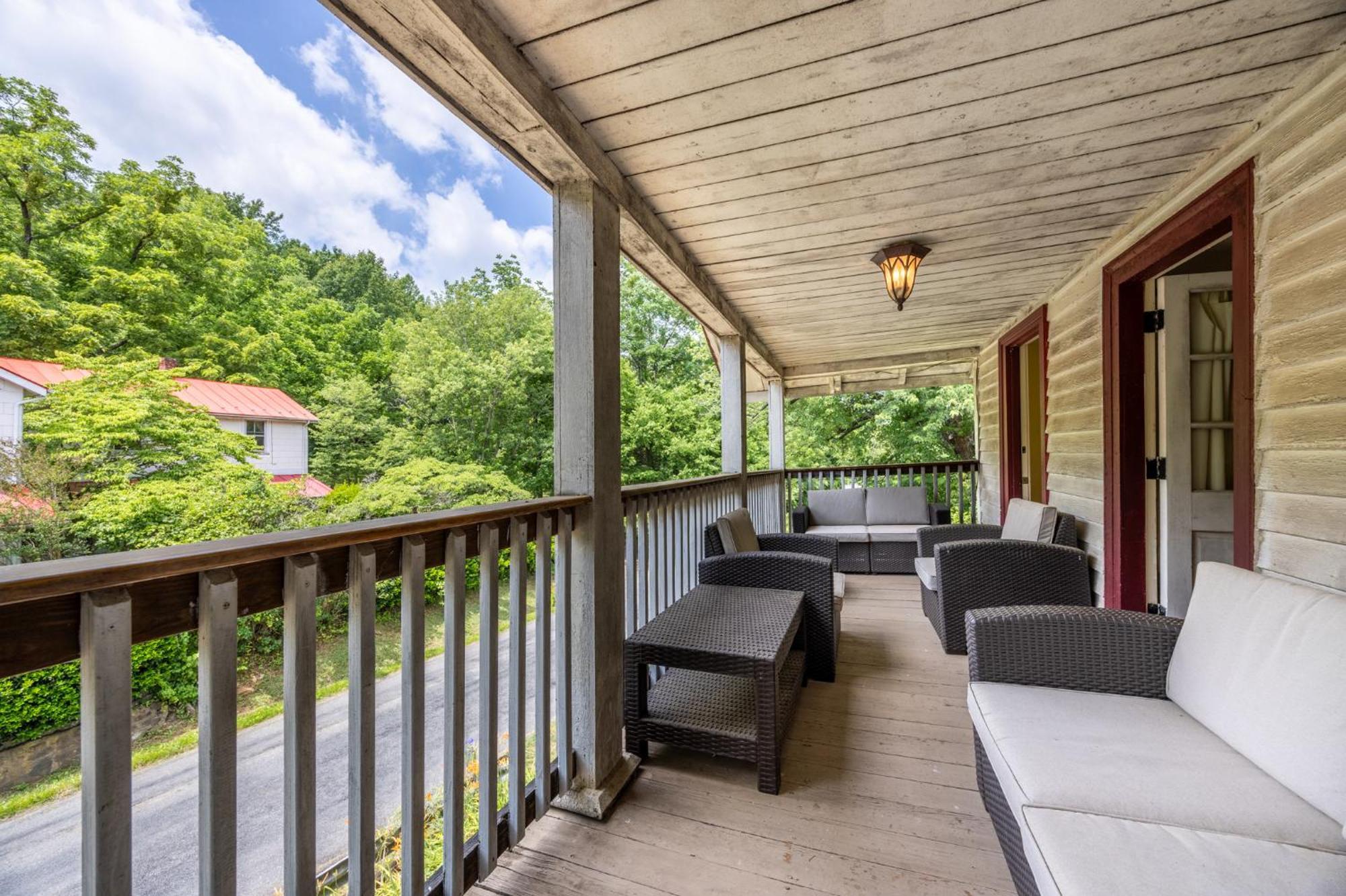 Bliss Point Farm And B&B, Llc Earlysville Exterior foto